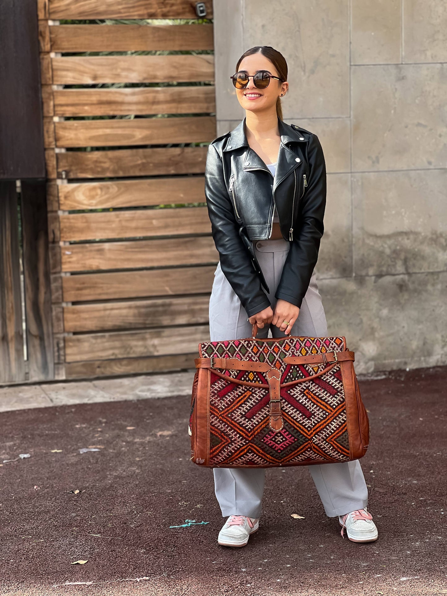 Extra large Boho Kilim Travel Bag - Vintage Weekender Duffle: Medium